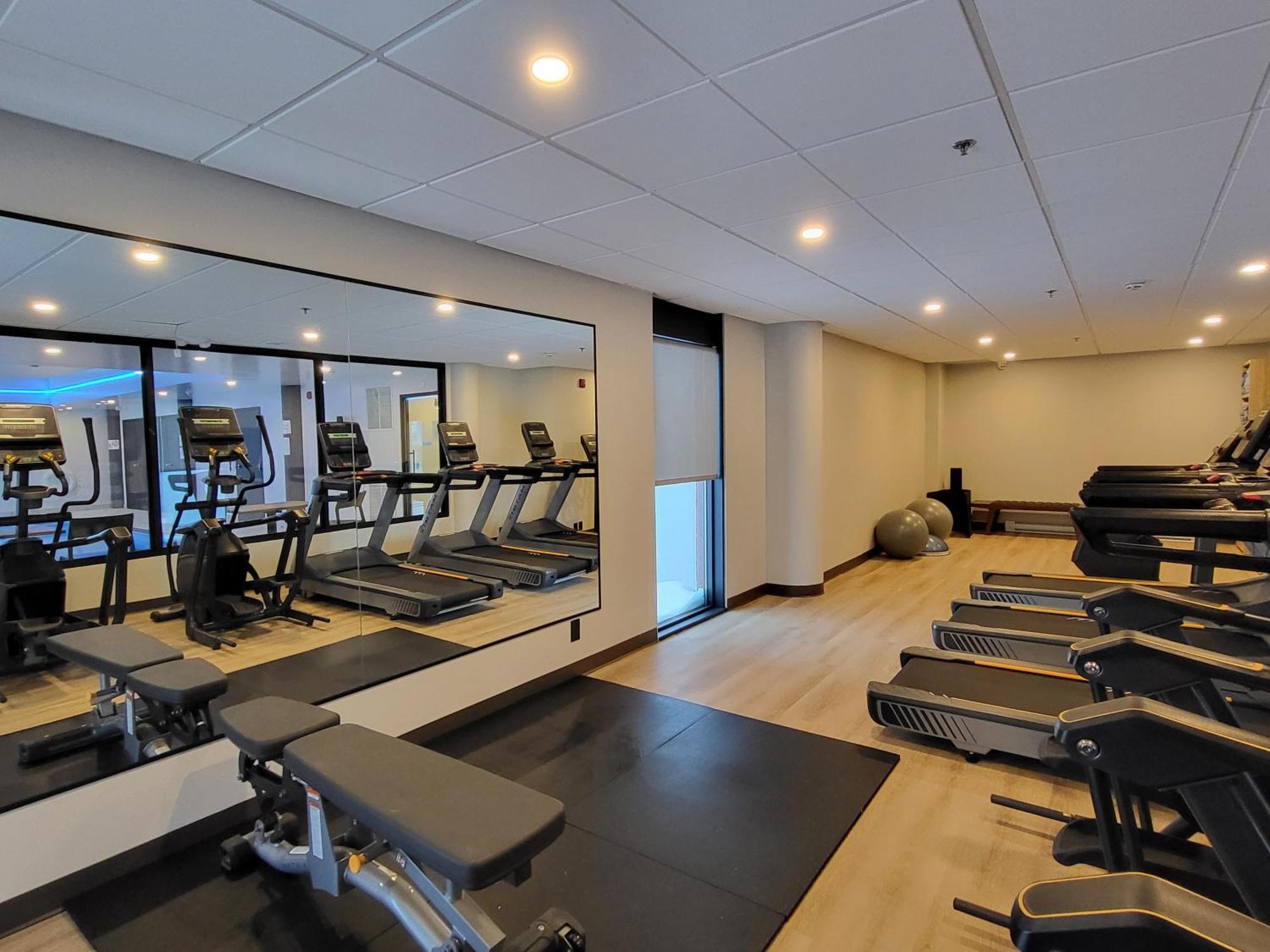Holiday Inn St-Jean-Sur-Richelieu Congres By Ihg Saint-Jean-sur-Richelieu Ngoại thất bức ảnh