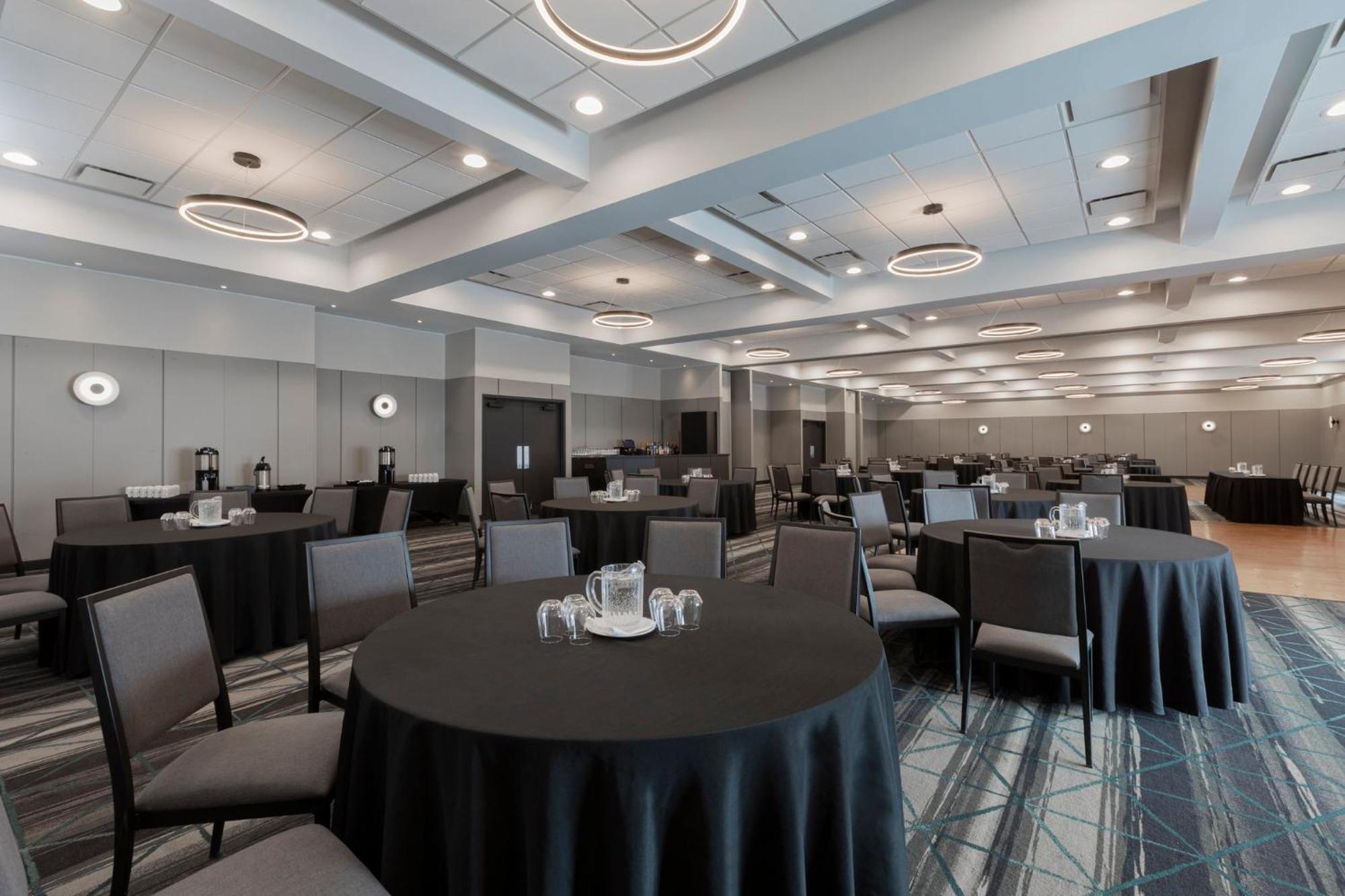 Holiday Inn St-Jean-Sur-Richelieu Congres By Ihg Saint-Jean-sur-Richelieu Ngoại thất bức ảnh